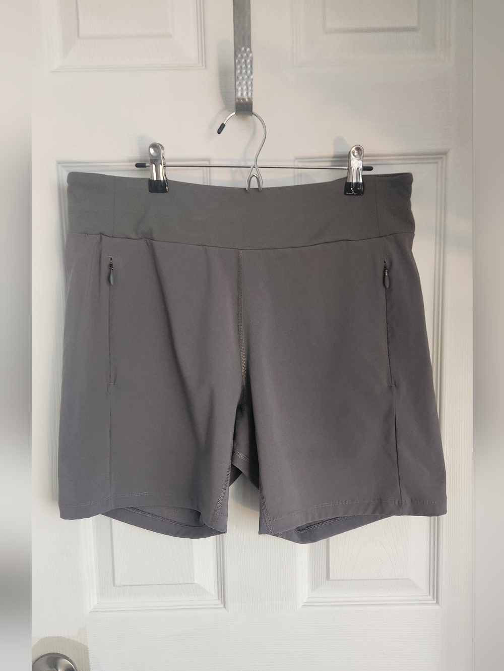 Columbia Gray Athletic Performance Shorts